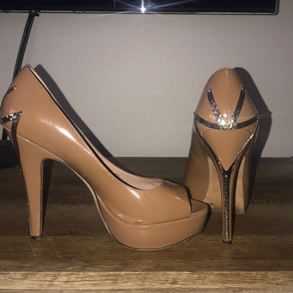 Vince Camuto Tan Heels
